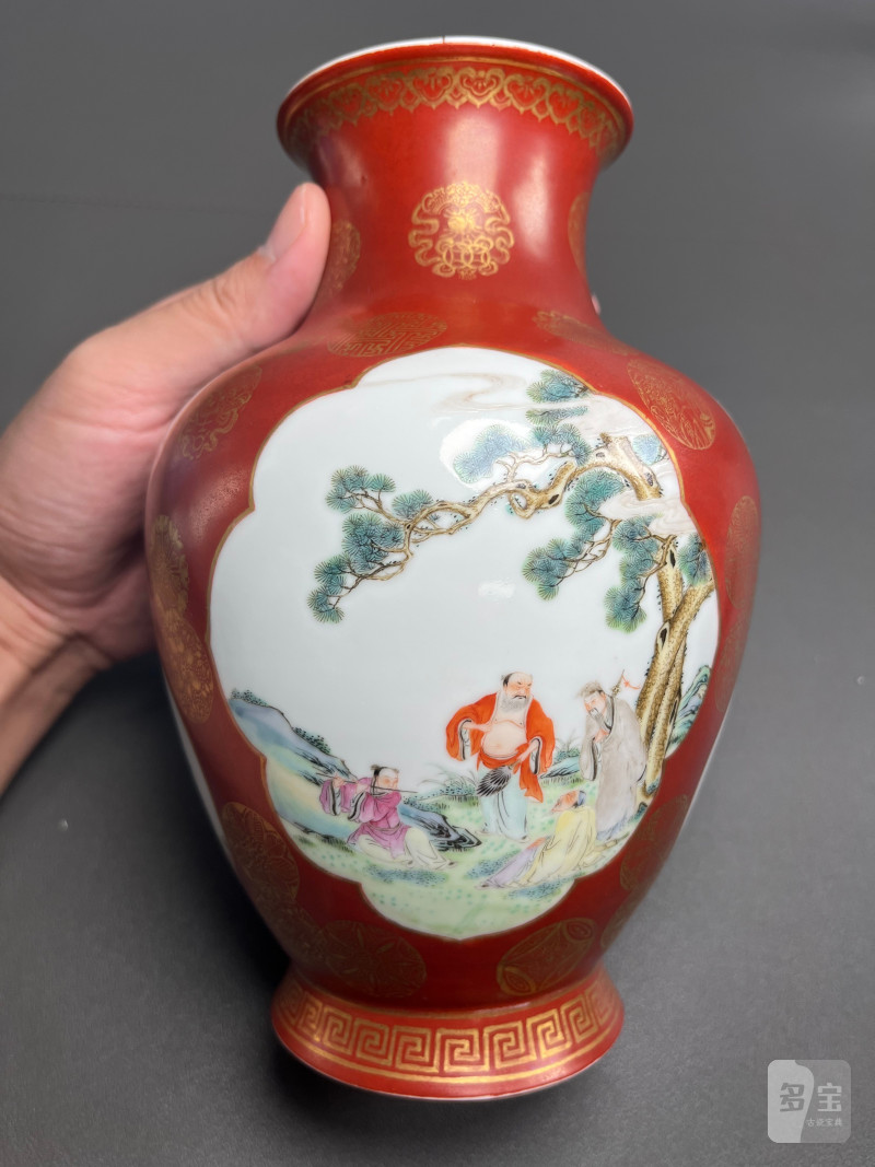 民国  珊瑚红地描金皮球花开光粉彩八仙图大口尊 - 图5